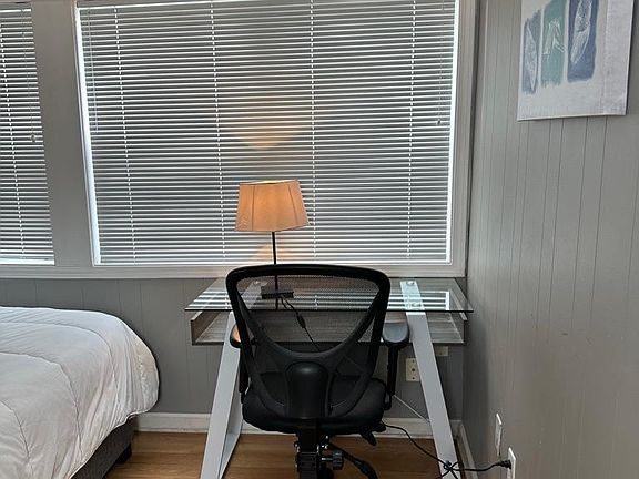 4th image of 2749 Sullins St #2