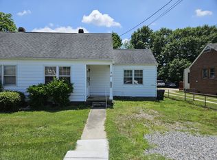 211 Lakeview Ave #209, Colonial Heights, VA 23834