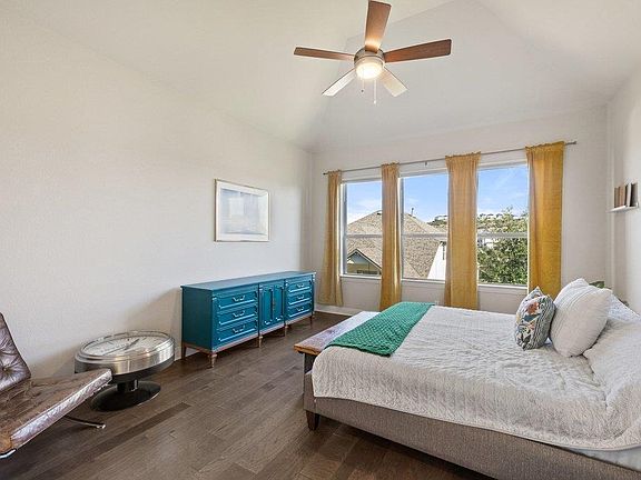 4th image of 413 Sitlington Ln