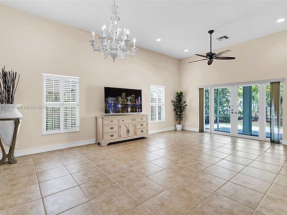 5th image of 3616 NE 22nd Ave #1