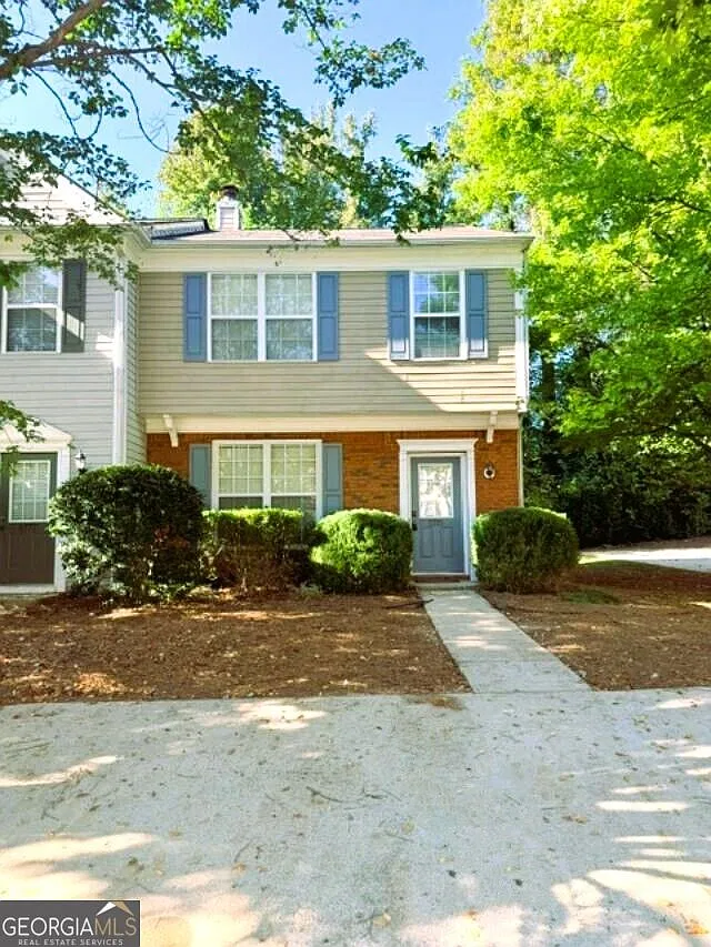 3 bed, 2.5 bath, 1428 sqft, $2,200 — Photo 1