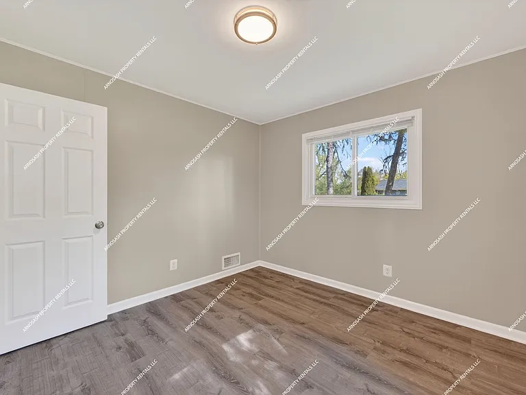 37863 Wendy Lee St — Photo 18