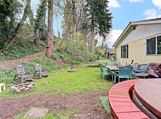 275 SE Croston Ln, Issaquah, WA 98027