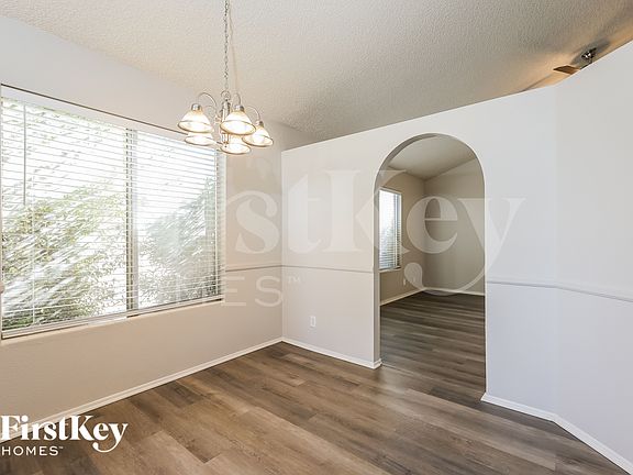 5th image of 5039 W Chicago Cir S