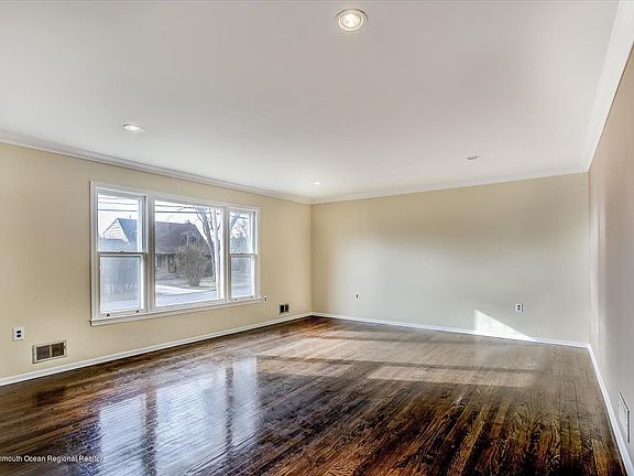 3rd image of 1801 Westfield St