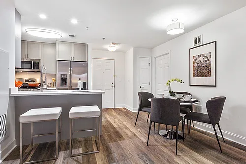 35 Fisk St #311 Photo 1
