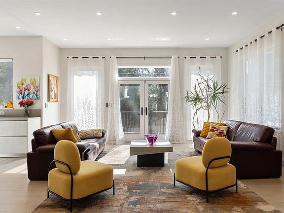 5th image of 82 Sharpe Rd