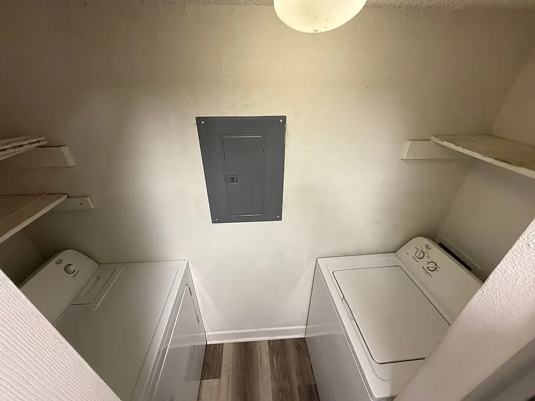 3772 Idlebrook Cir #108 — Photo 7