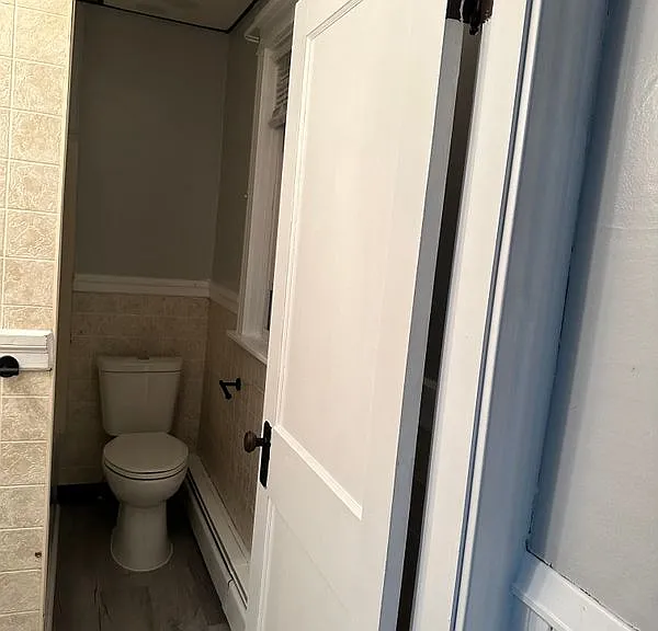 117 Robinson Ave — Photo 6