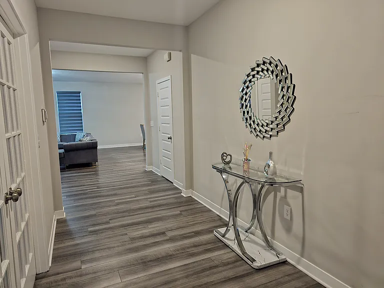 3131 Kent Dr — Photo 4