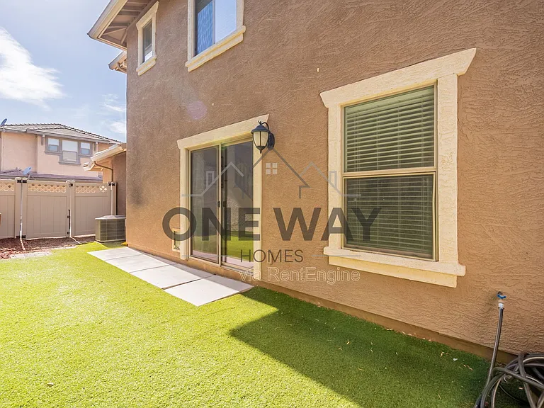 1057 S Deerfield Ln — Photo 44