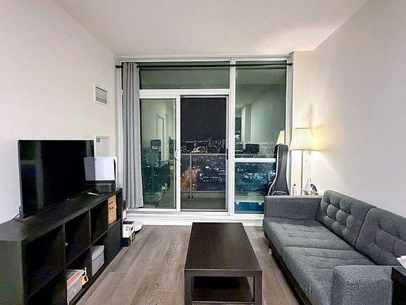 4th image of 66 Forest Manor Rd #2803