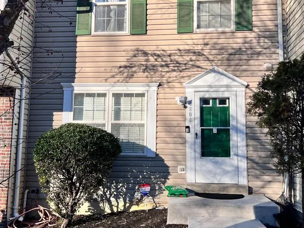 6808 Amber Hill Ct, District Heights, MD 20747