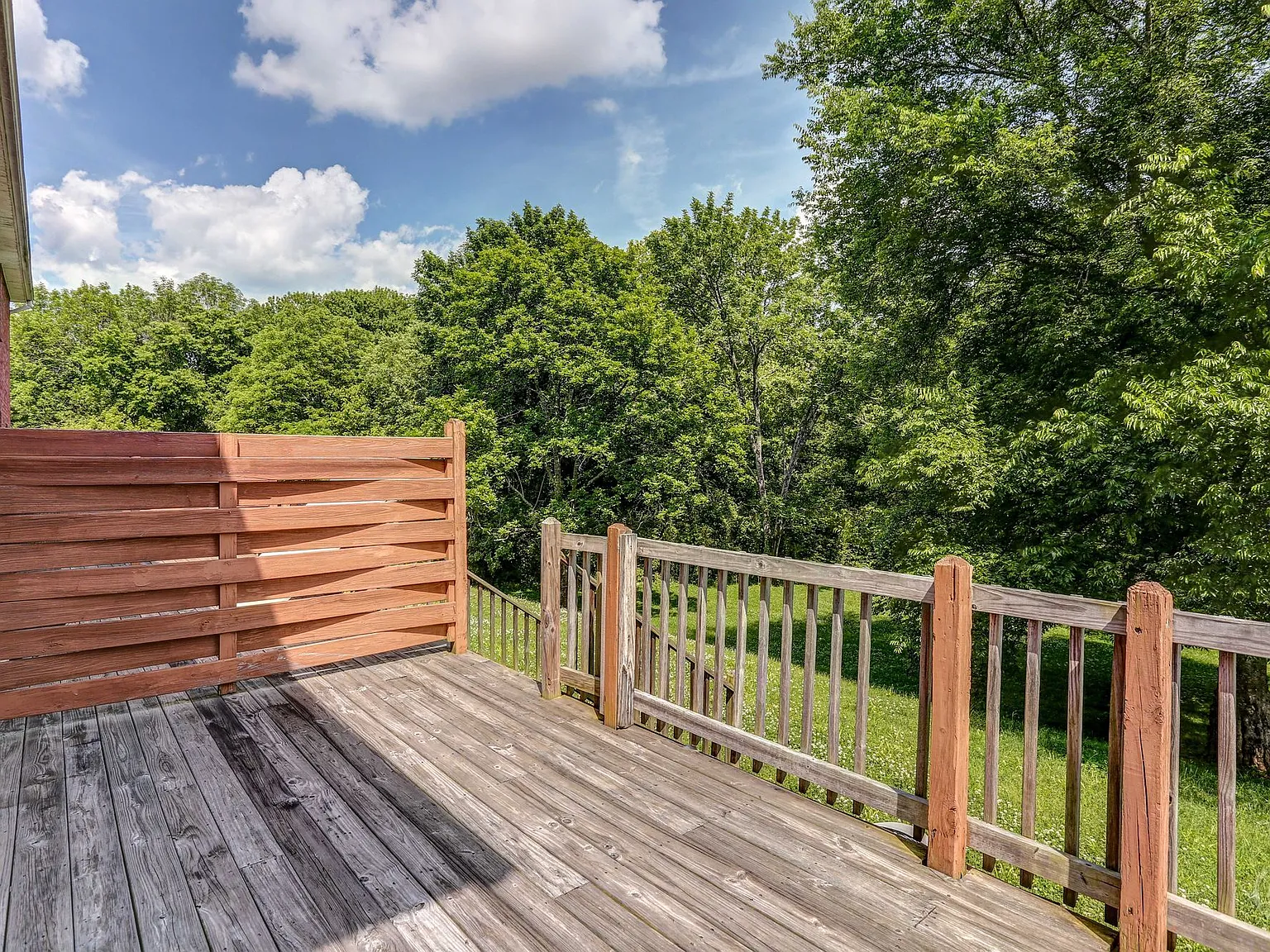 Kings Crest Townhomes — Photo 4
