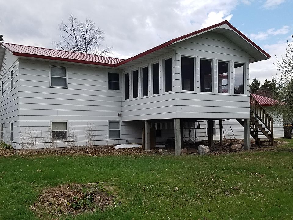 2nd image of 905 Glenwood Dr