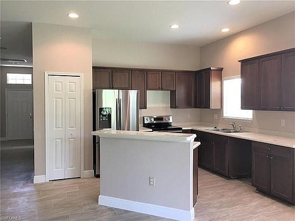 4th image of 9838 Casa Mar Cir