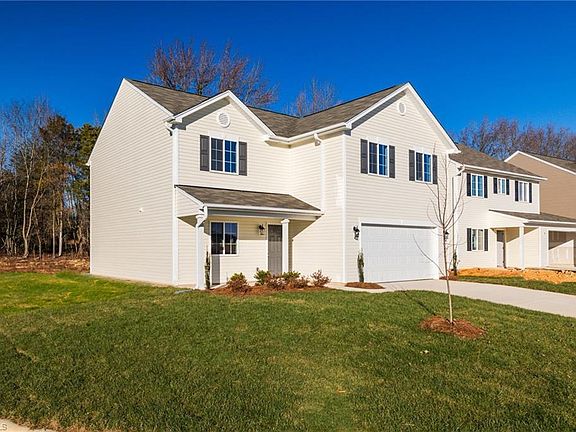 3rd image of 717 Torbay Dr