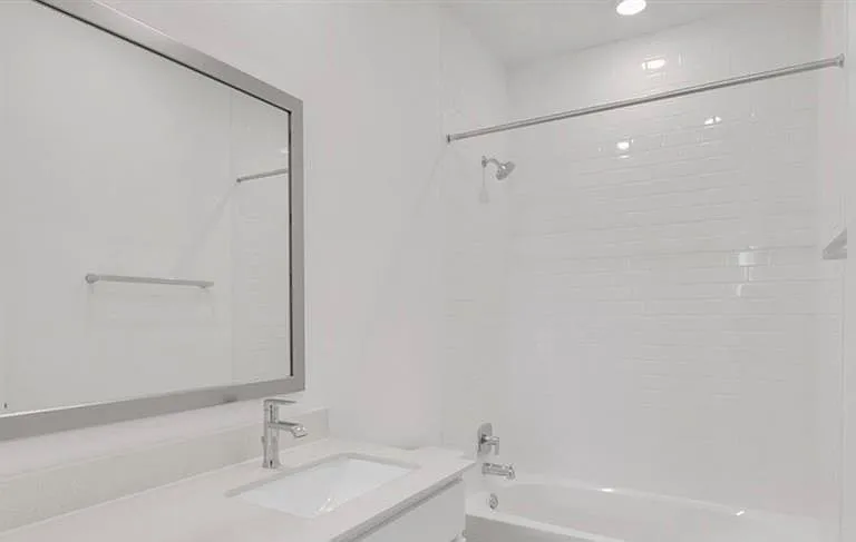 400 Barton Run Dr — Photo 12