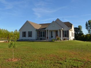 W1071 Schuyler Rd, Palmyra, WI 53156