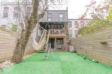 Rented by MySpaceNYC