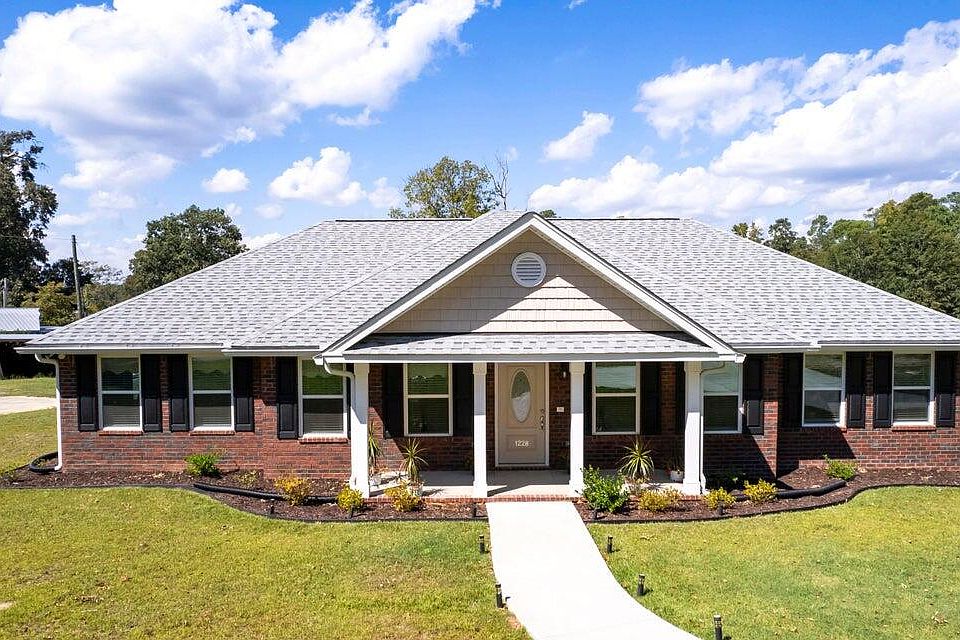 1st image of 1226 Lesesne Dr