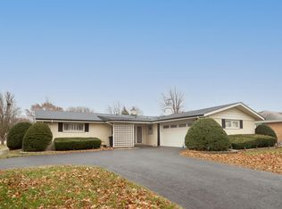 1139 Community Dr, La Grange Park, IL 60526