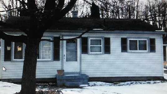 1st image of 124 Kansas Ave