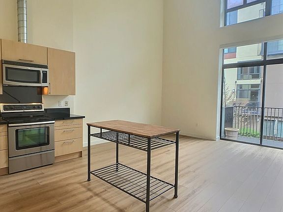 3rd image of 88 Bush St Unit 2156