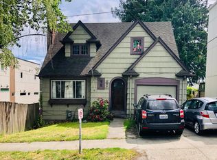 113 NE 40th St #B, Seattle, WA 98105