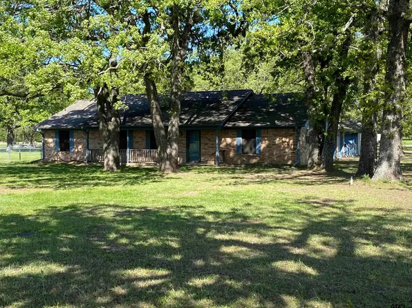 2776 Rs County Rd #3150, Emory, TX 75440