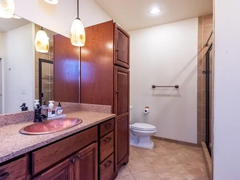 1004 Potlatch Cir — Photo 12