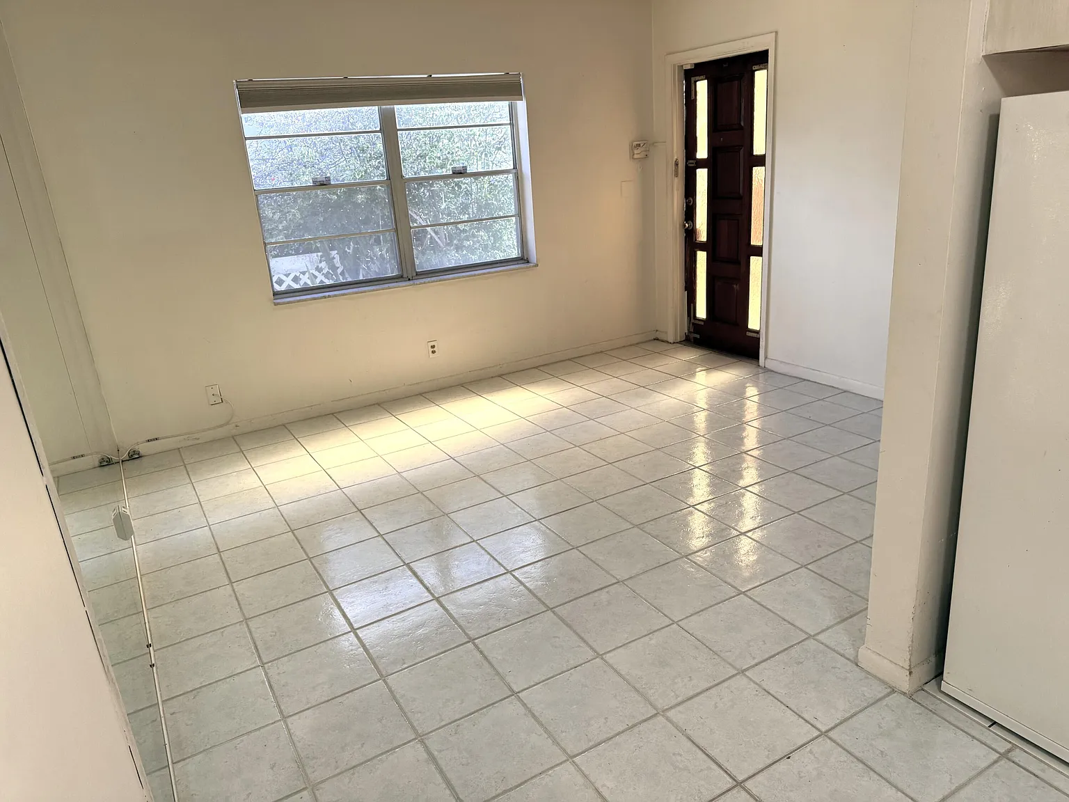 2 bed, 2.0 bath, 800 sqft, $2,275 — Photo 2