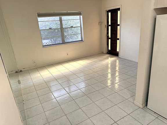 2nd image of 4649 Bougainvilla Dr