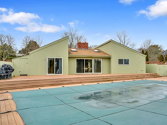 2nd image of 58 Windmill Ln