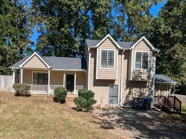 2417 Sweet Shrub Cir, Lawrenceville, GA 30044