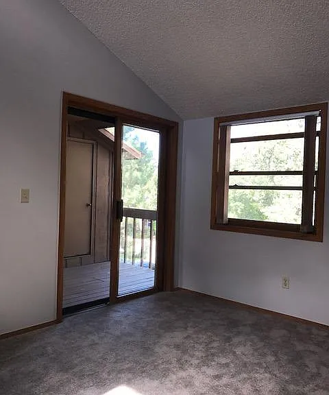 2932 Shadow Creek Dr — Photo 6