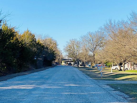 4th image of 1025 Glen Brook Dr