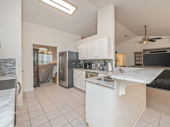 5th image of 2438 Knotty Pine Dr