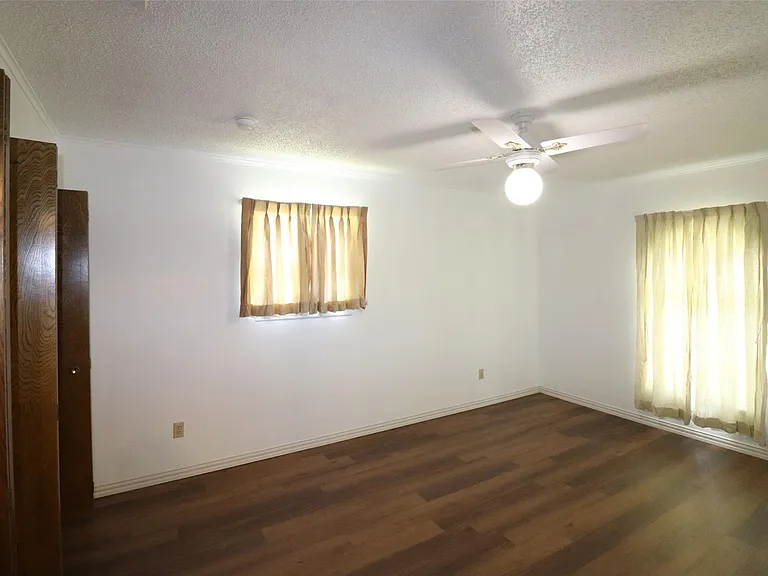 3420 Willowcrest Dr — Photo 25