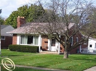 1st image of 16904 Dunblaine Ave