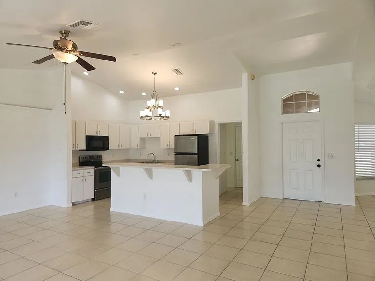 4714 Skyline Blvd — Photo 20