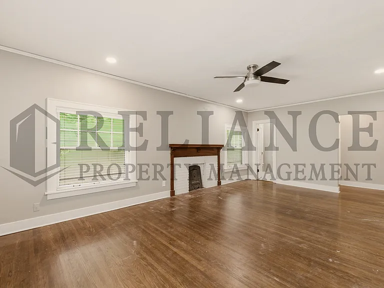101 N Belmont Ave — Photo 29