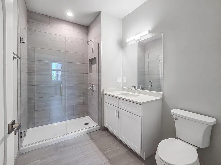 2807 S Halsted St #410 — Photo 13