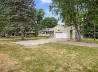 2188 Audubon Rd, Chaska, MN 55318