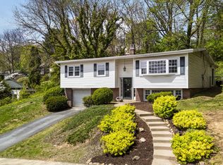 35 Hawthorne Rd, Reading, PA 19609