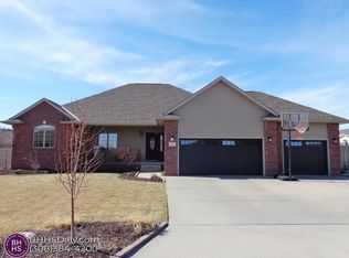 3006 Laramie Dr, Grand Island, NE 68803