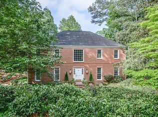 3065 Roxburgh Dr, Roswell, GA 30076
