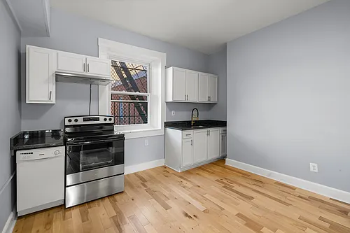 112 W Mulberry St #1 Photo 1