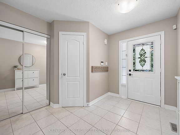 5th image of 75 Barchester Cres