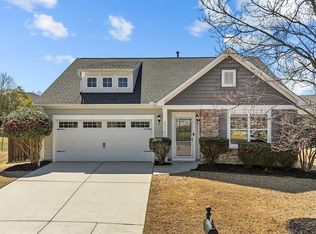 2914 Lake James Dr, Fuquay Varina, NC 27526